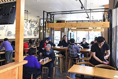 十秒到過橋米線