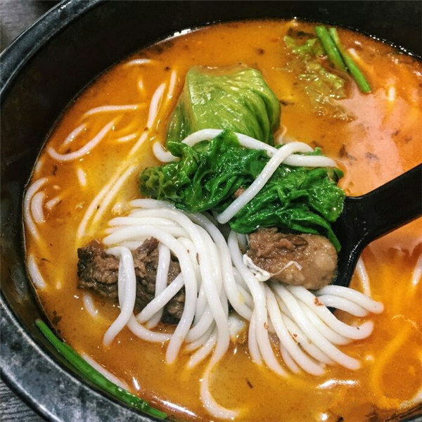 十秒到云南米線加盟優(yōu)勢(shì)