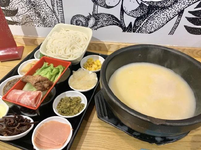 創(chuàng)業(yè)加盟十秒到，即使年過半也要抓住商機(jī)