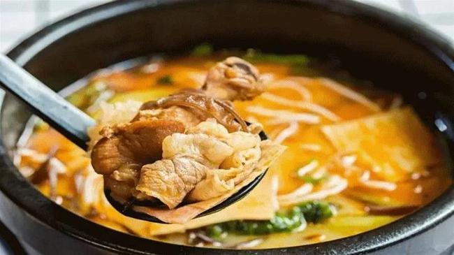 創(chuàng)業(yè)加盟十秒到，美味米線一年四季都熱銷