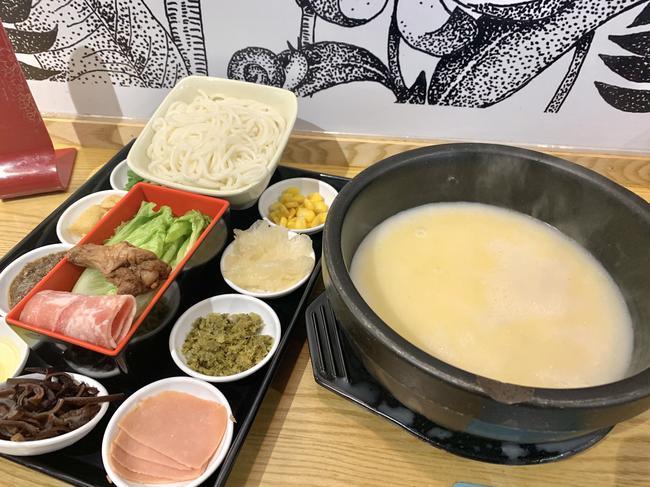 米線創(chuàng)業(yè)如何將生意做好_十秒到分享自己的創(chuàng)業(yè)經(jīng)驗(yàn)